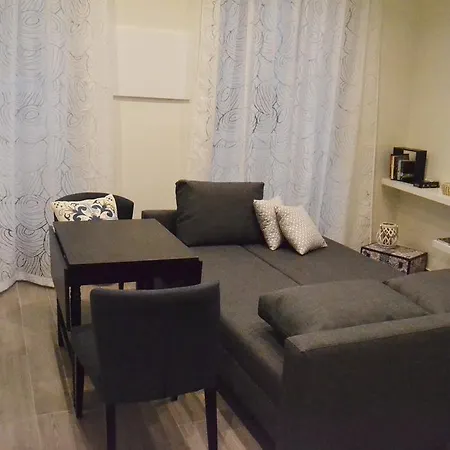 Apartmán New Charming Flat In The Heart Of *