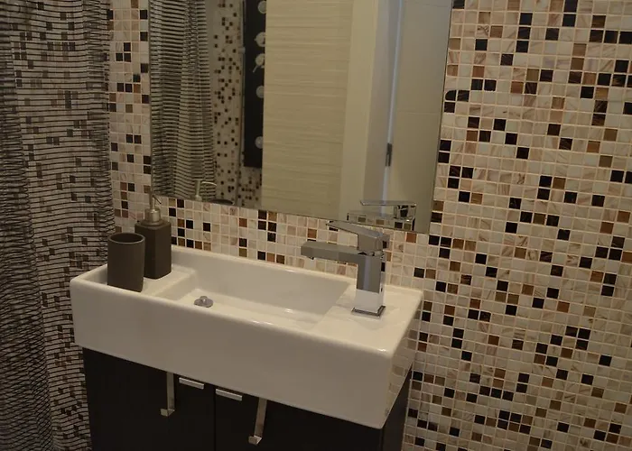アパート New Charming Flat In The Heart Of リスボン